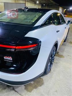 تۆیۆتا کراون